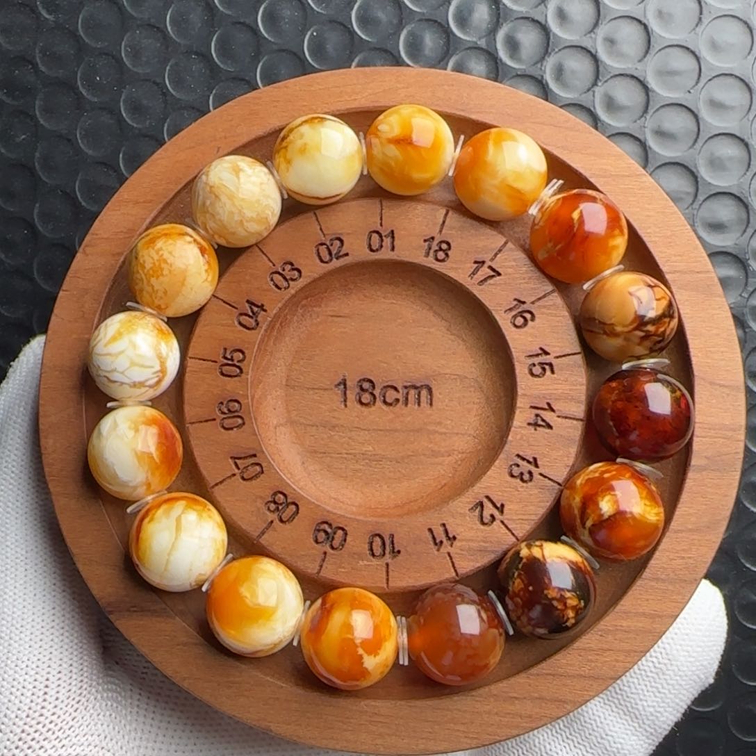 未镶嵌琥珀裸石13尺寸