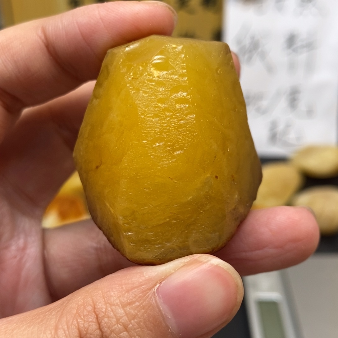 定制琥珀未镶嵌观**涛天然蜜蜡原石加工不退不换