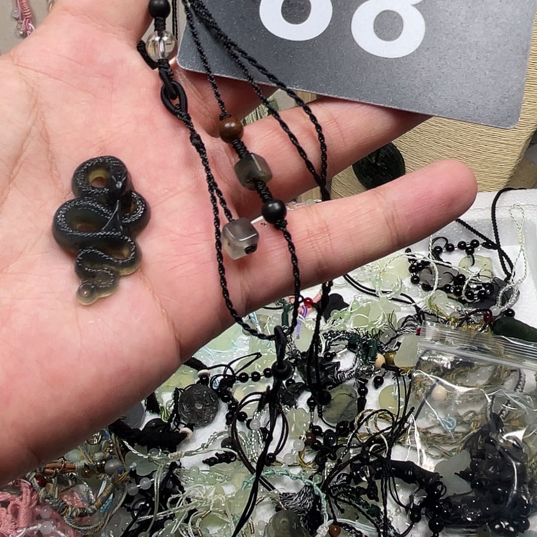 初****蛇纹石玉合金颈饰
