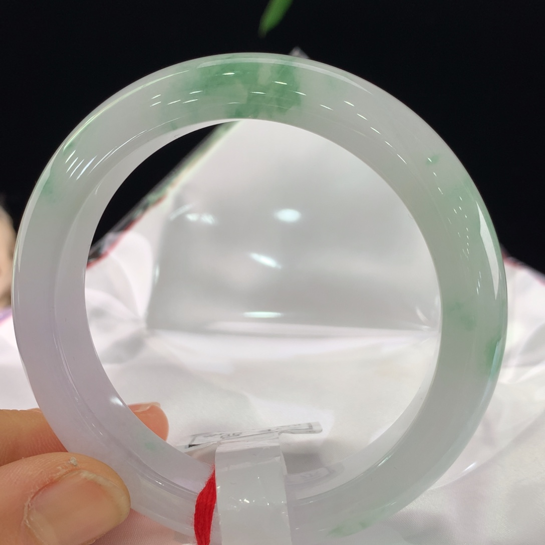 翡翠手镯未镶嵌111-0179