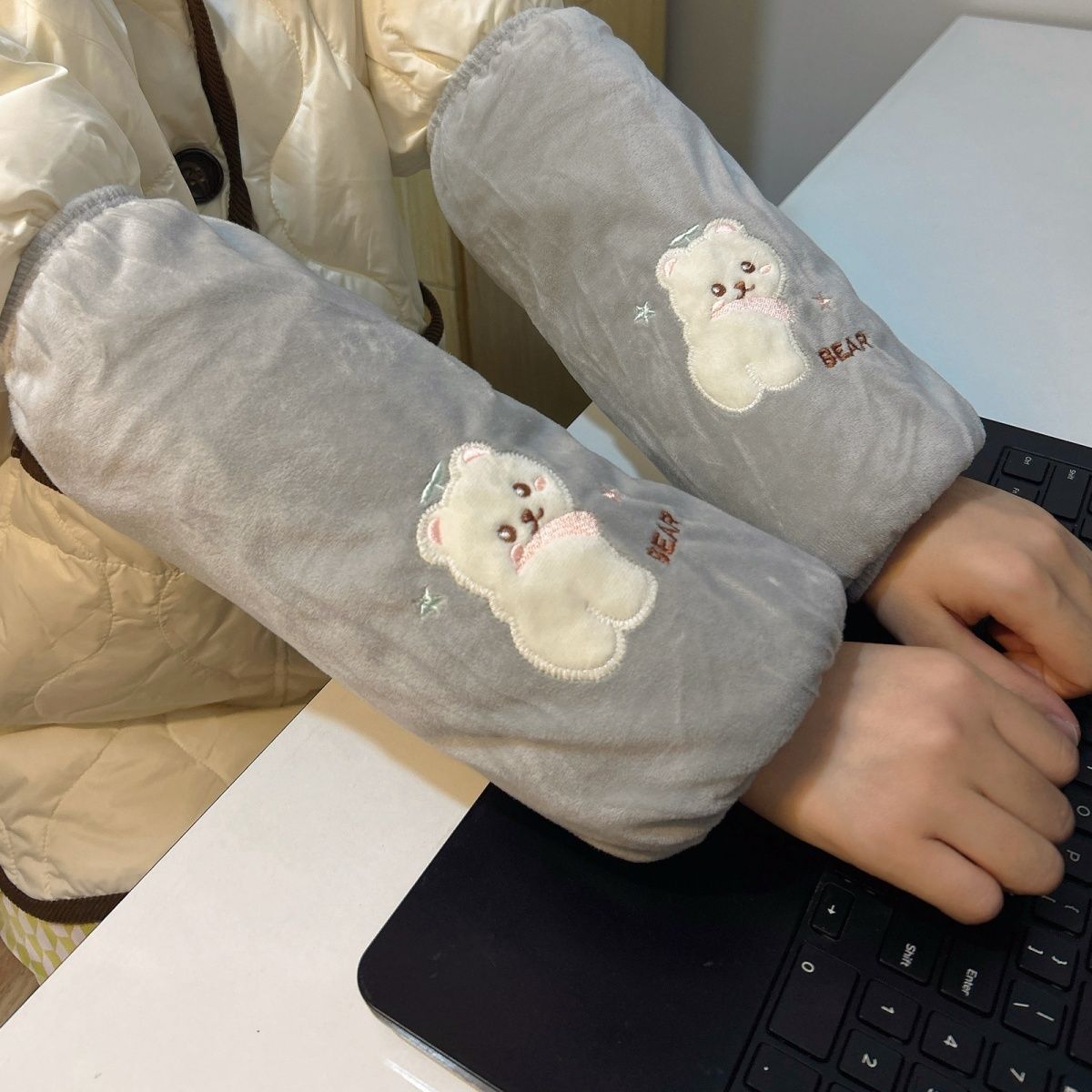 长款秋冬袖套耐脏防污套袖可爱学生护袖工作上班羽绒服成人袖头T