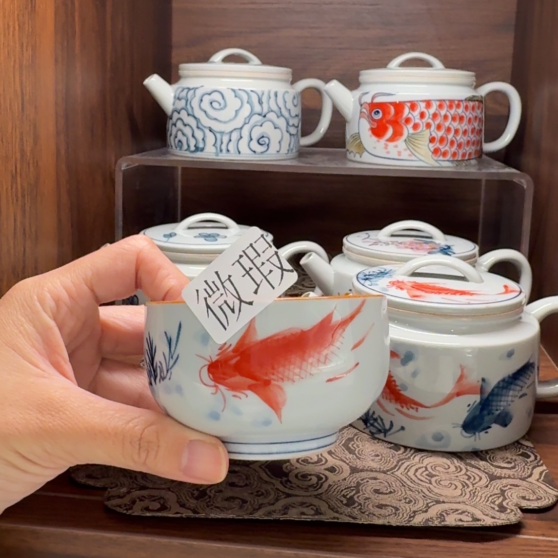 釉下手绘茶具微瑕