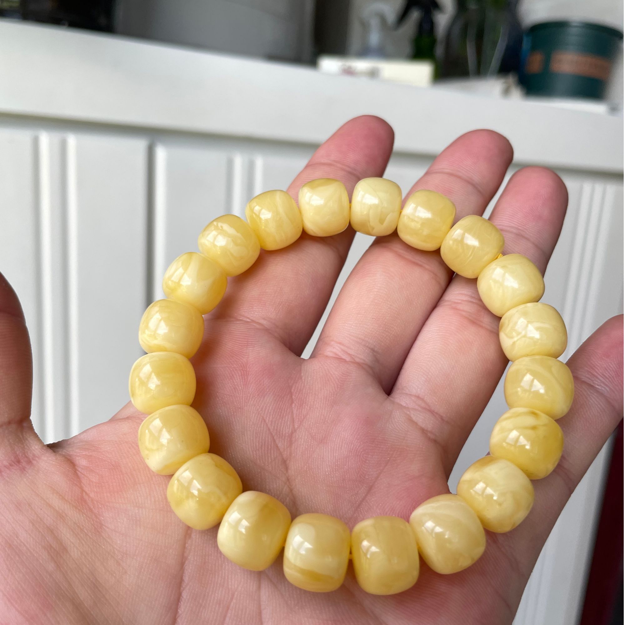 全品俄料蜜蜡手串老型12.4mm自然光拍摄