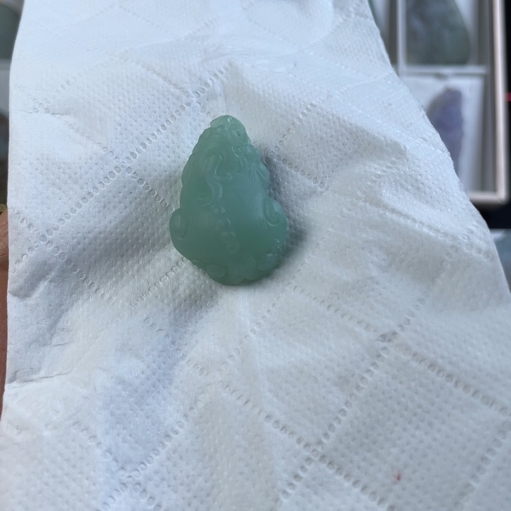 定制翡翠未镶嵌貔貅 毛货 无鉴赏期