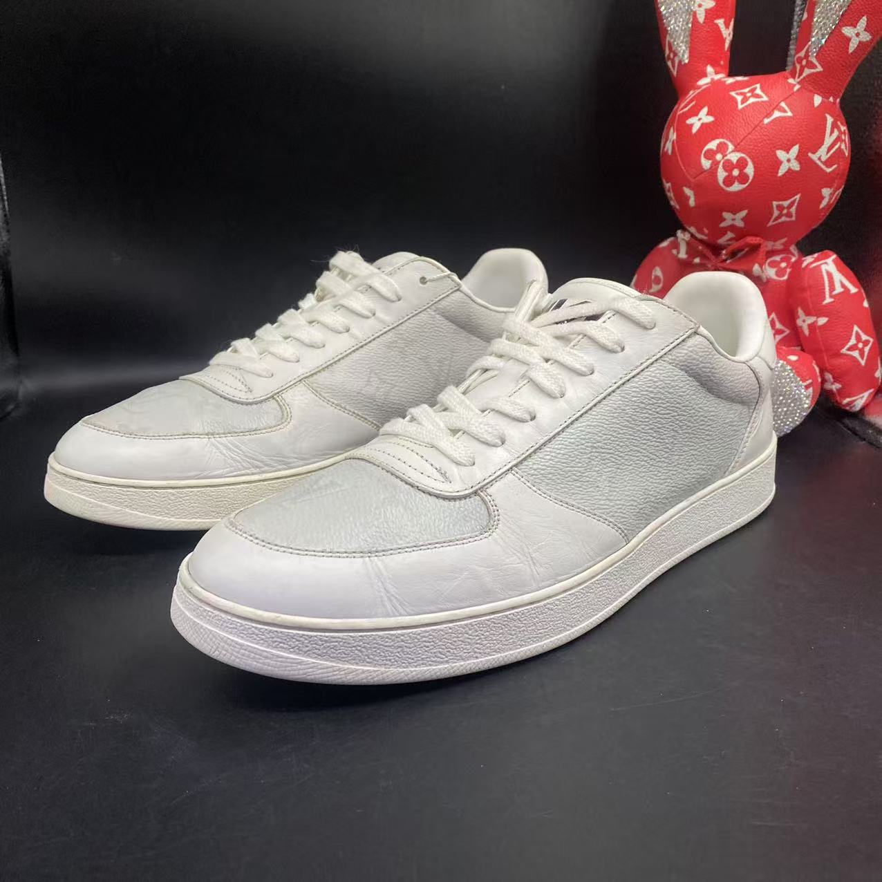 95新 LouisVuitton/路易威登 【AO折扣】41.5欧码 灰印花板鞋ao321