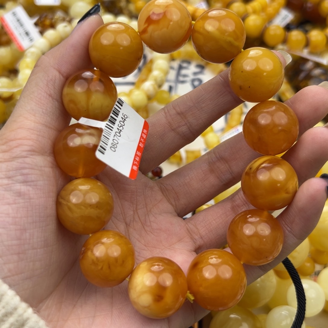 琥珀珠宝奇石未镶嵌