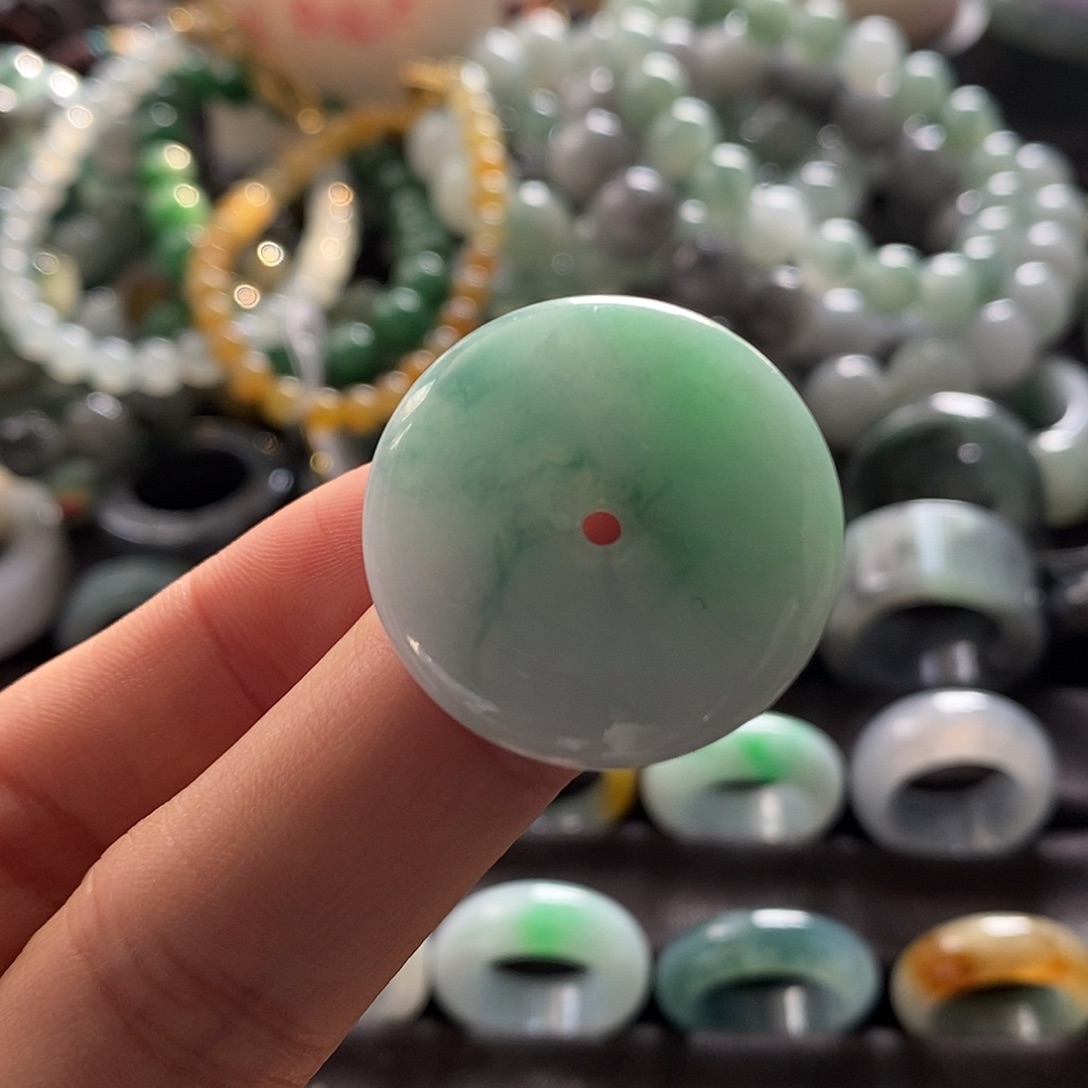 定制翡翠未镶嵌翡翠