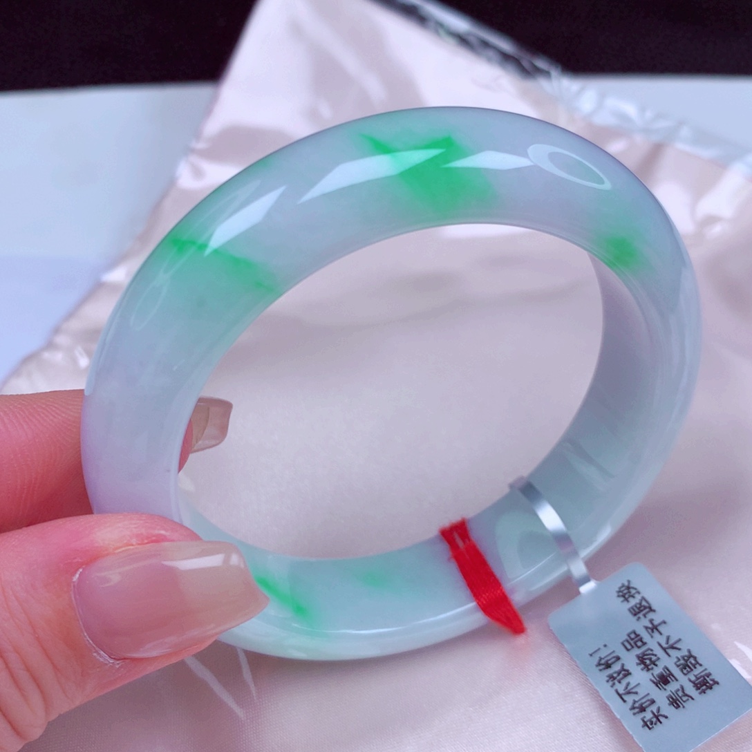 翡翠未镶嵌手镯手镯