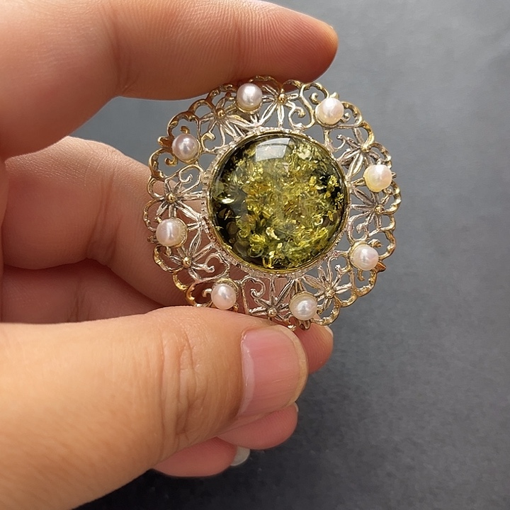 琥珀未镶嵌裸石吊坠