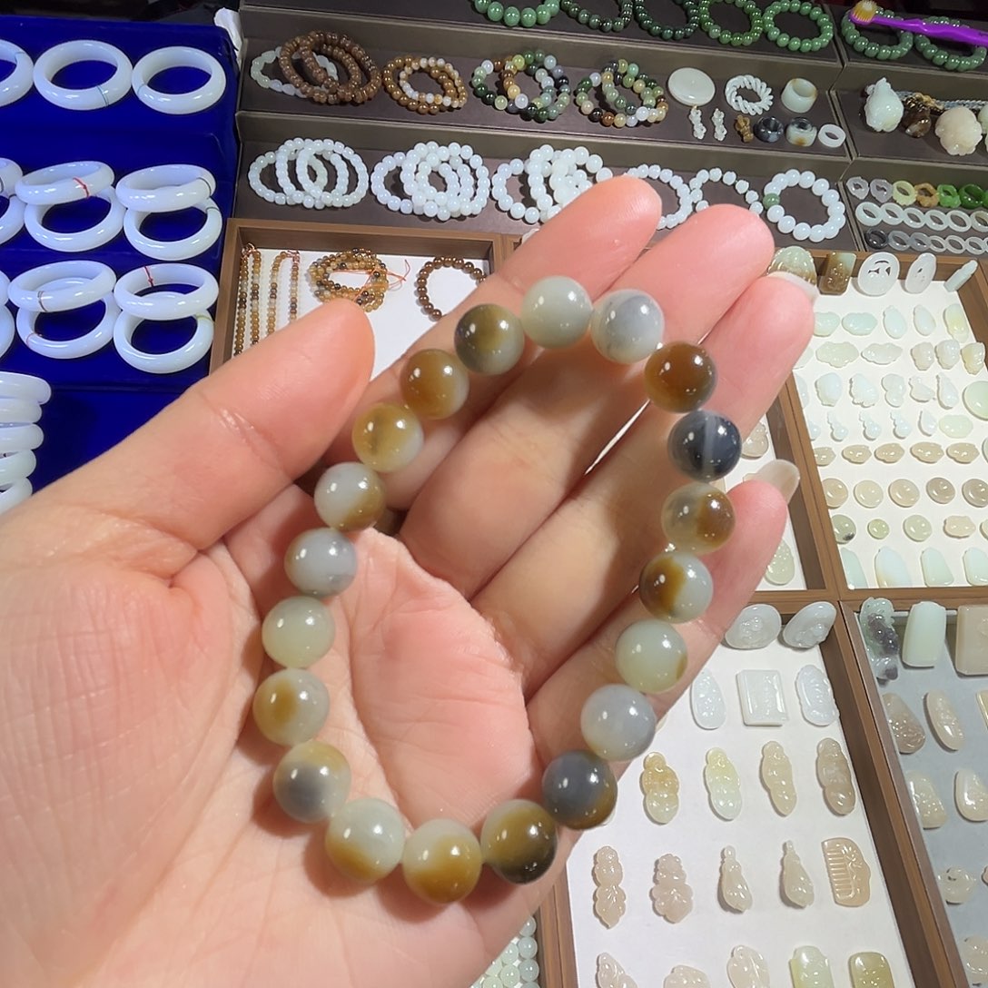 和田玉未镶嵌手串