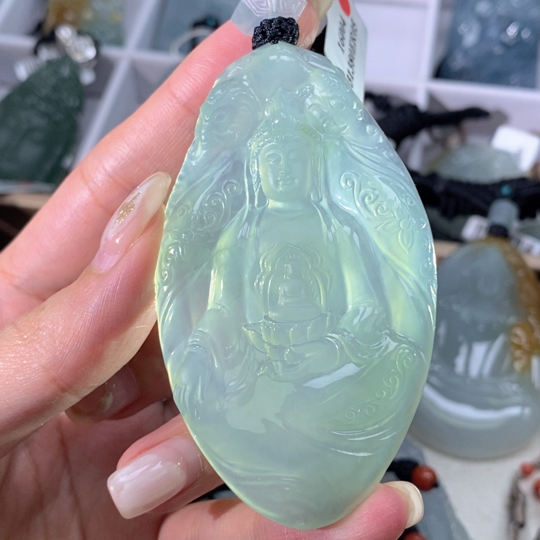 翡翠颈饰未镶嵌晓*翔翡翠