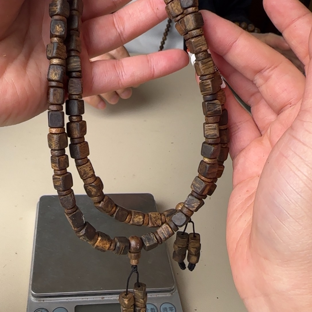 沉香手串绿棋流油王多样性发货1条13克