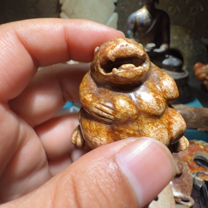 扬***爷和田玉（糖玉）未镶嵌颈饰