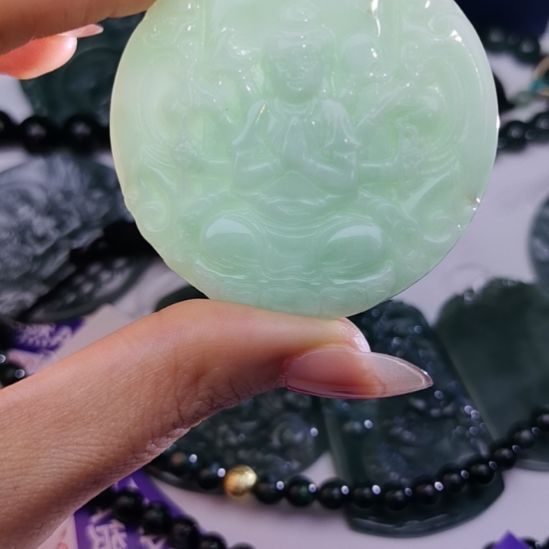 翡翠吊坠(不含链)未镶嵌