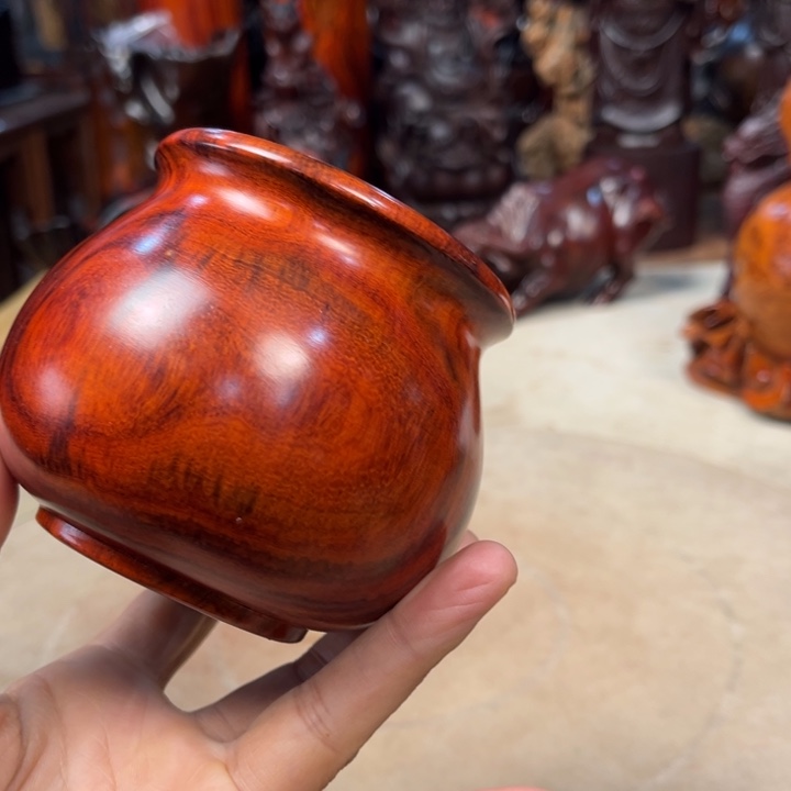 交趾黄檀（大红酸枝）罐子