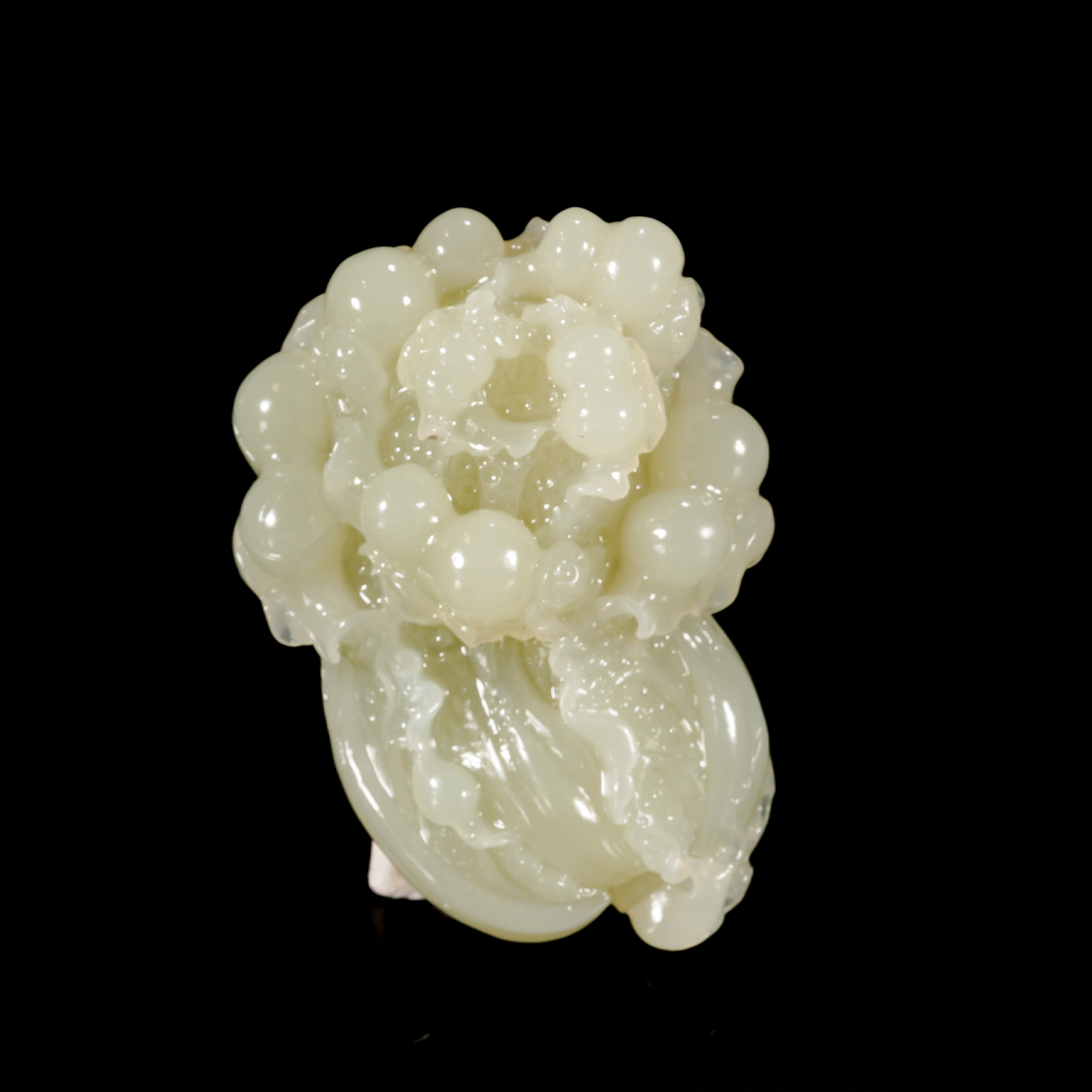 LOT.031和田玉巧雕白菜/X4280