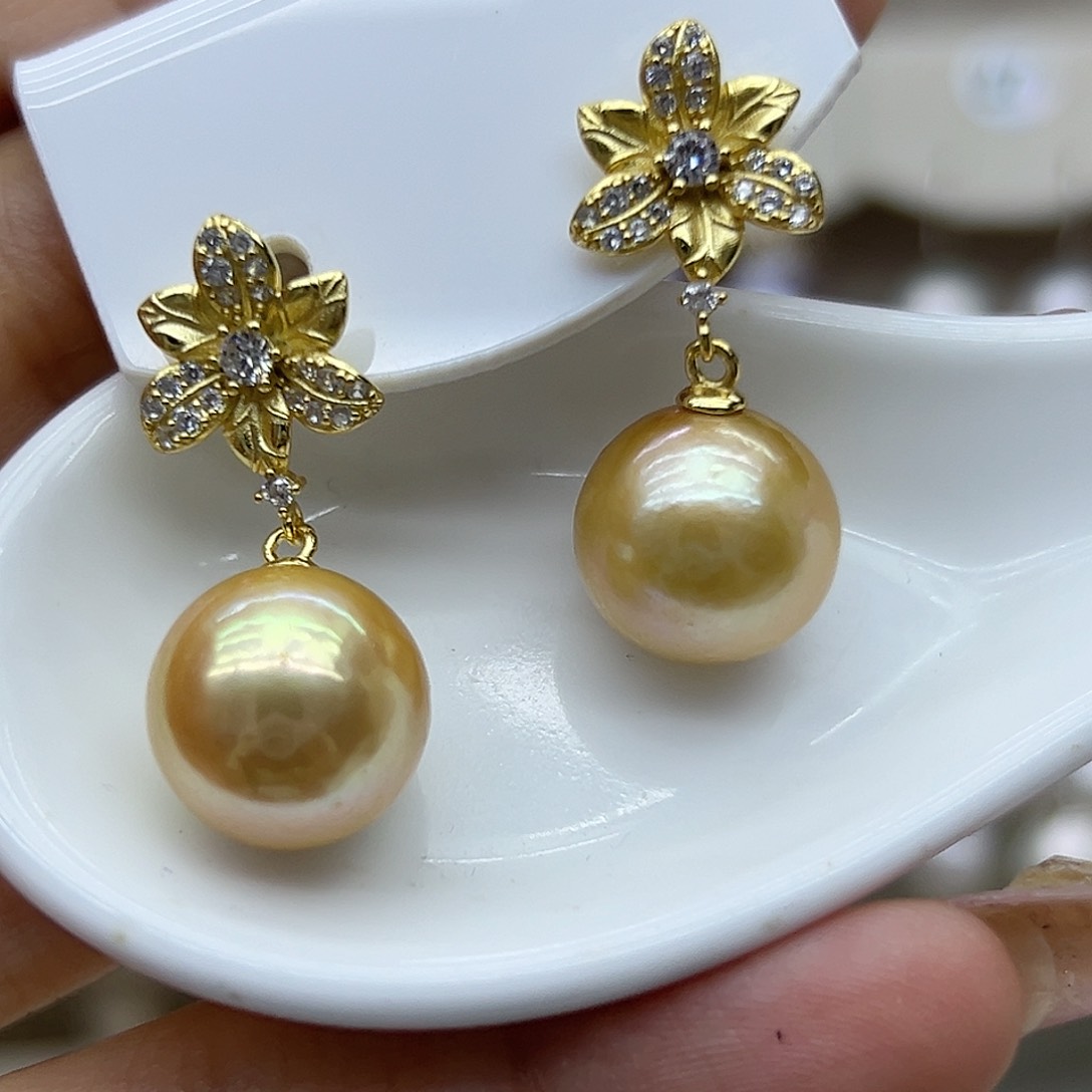 淡水珍珠银S925镶嵌颈饰花**忧3