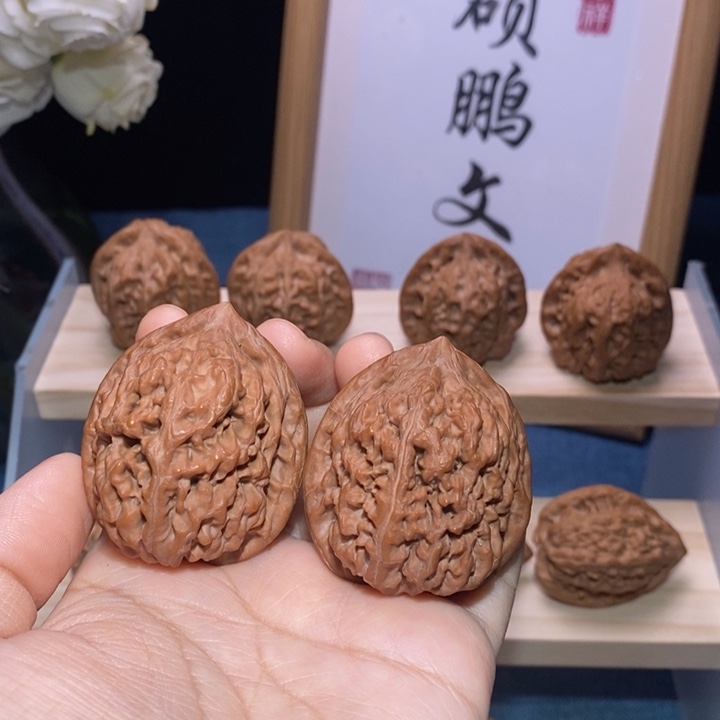 文玩核桃吊坠凤凰台