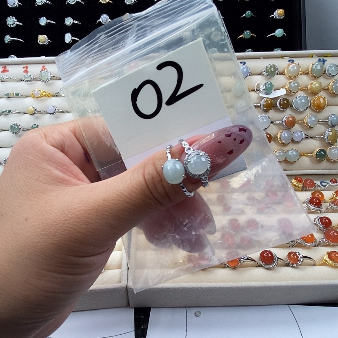 翡翠未镶嵌戒指缅甸