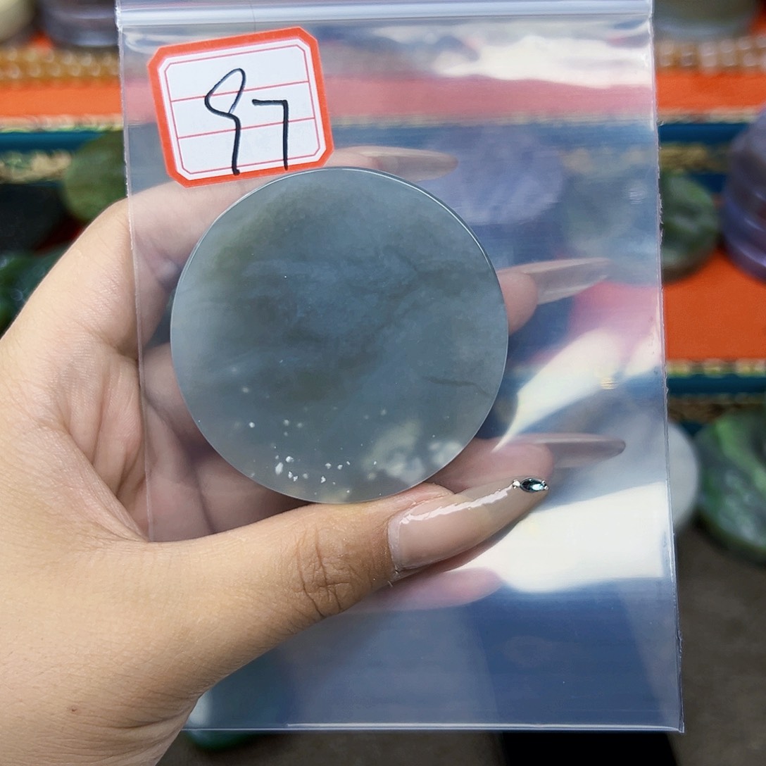 和田玉未镶嵌珠宝半成品