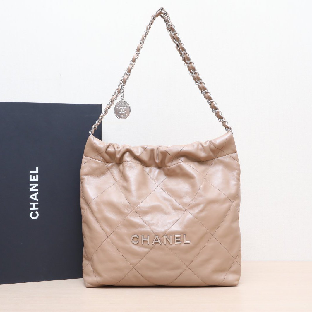 95新 Chanel/香奈儿 【小花念念】22Bag Tote托特包 奶茶色 皮革C