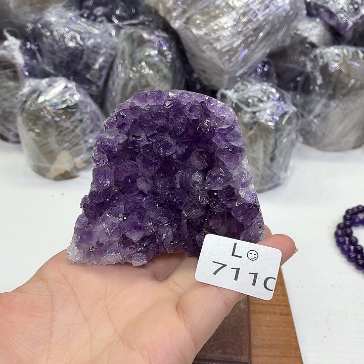 未镶嵌摆件水晶天然紫水晶