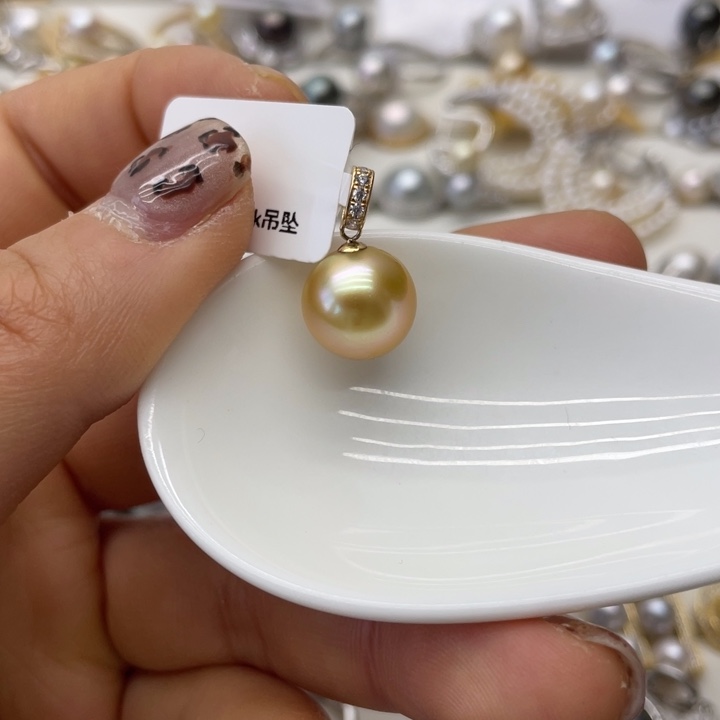 海水珍珠吊坠(不含链)18K金镶嵌