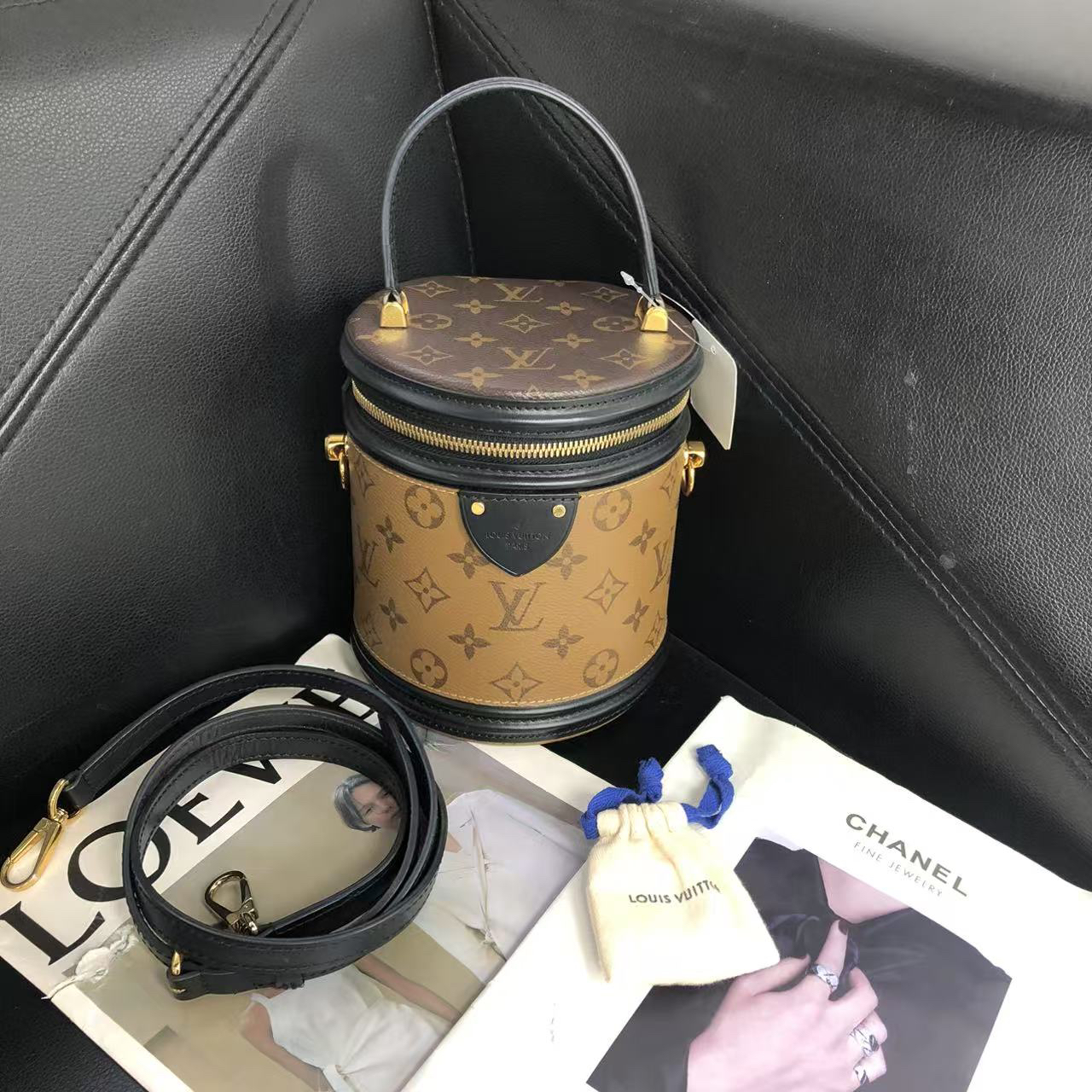 95新 LouisVuitton/路易威登 捐金沉珠/发财桶/单肩拼色