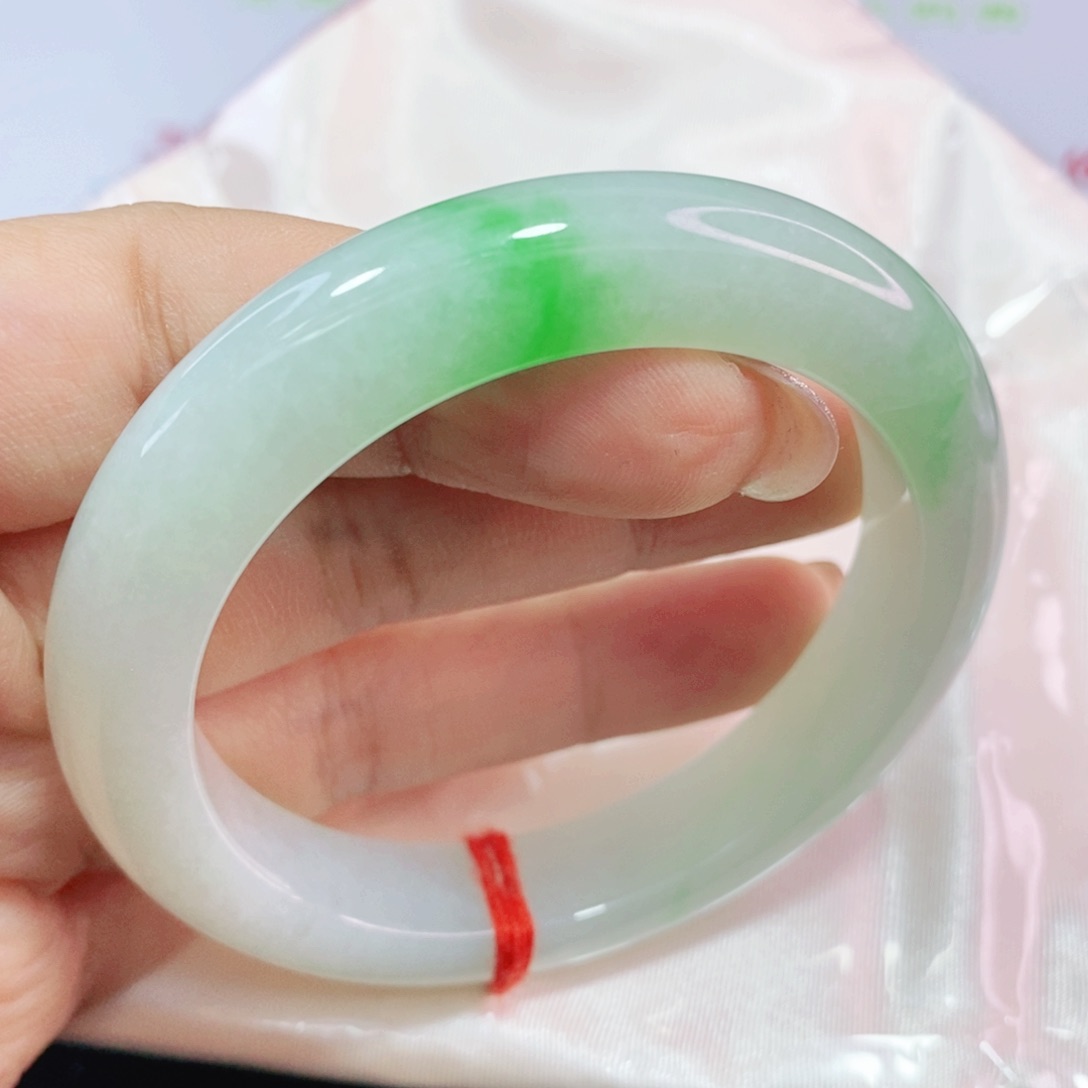 未镶嵌手镯翡翠53.6圈冰润细腻