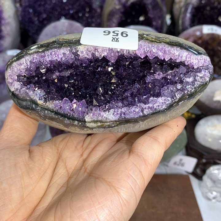 水晶大型摆件（非配饰）未镶嵌