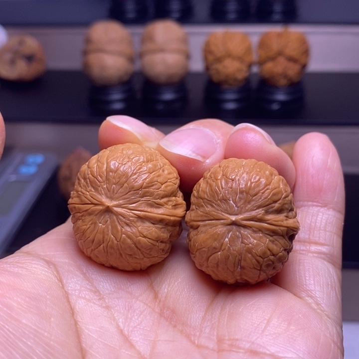 把件文玩核桃鸽子蛋68