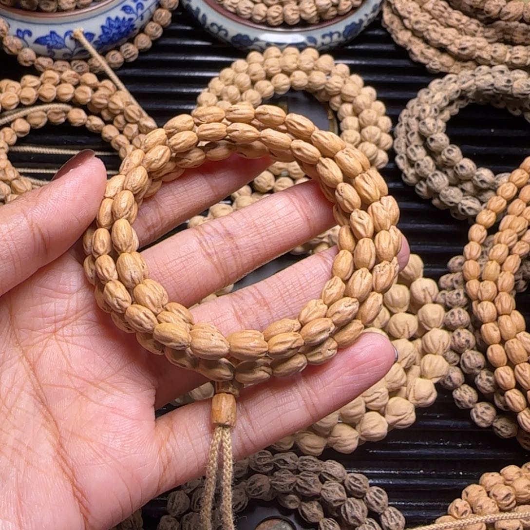 ****頭柏香籽/百香籽吊坠