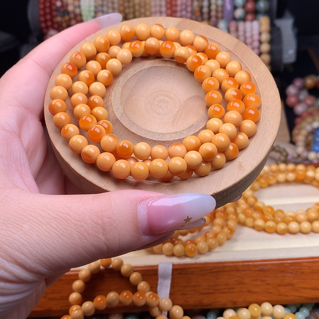 未镶嵌手链石英质玉加***记