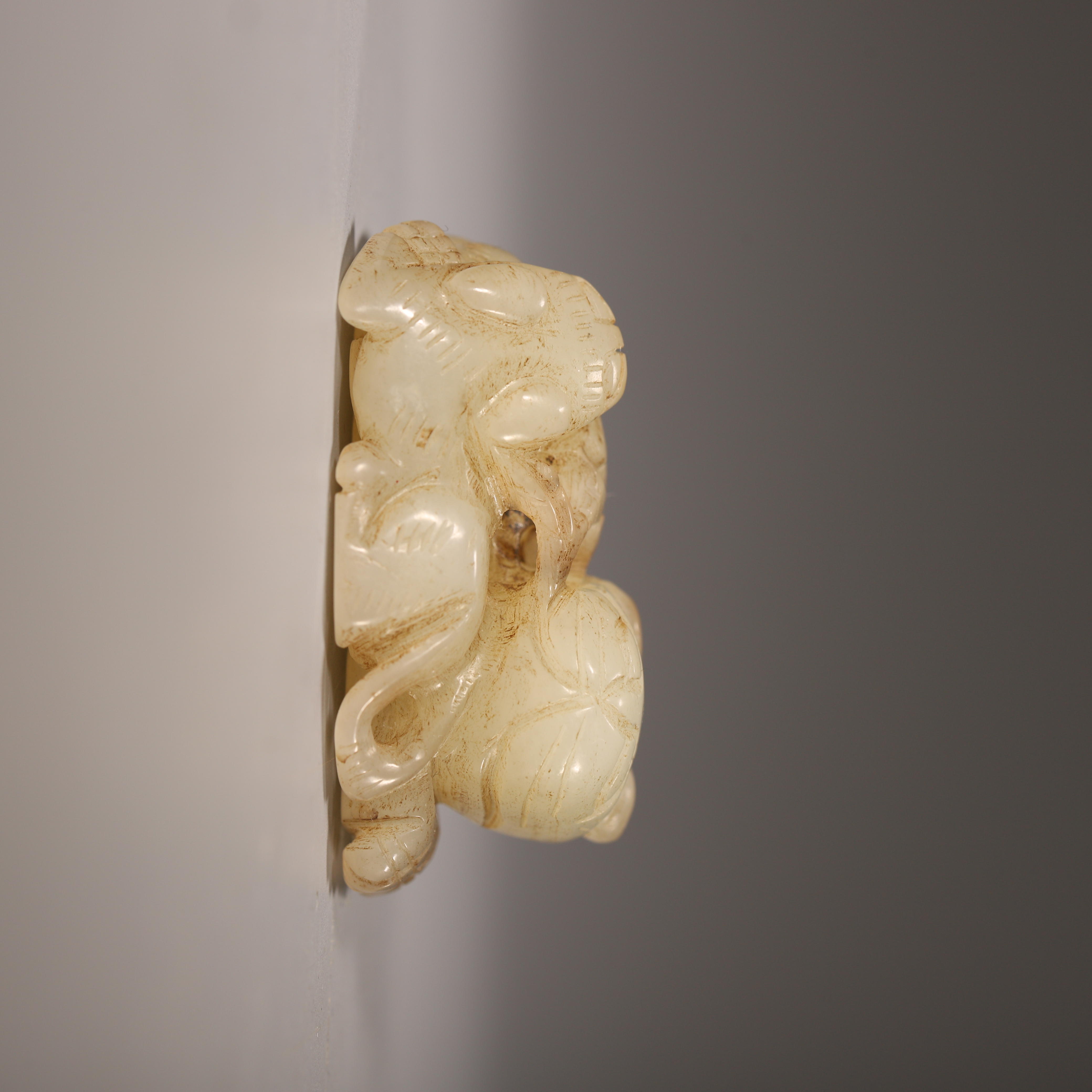 y413/明代 和田玉瑞兽雕件【华豫之门甄选】