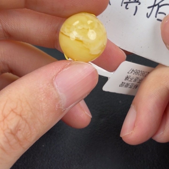 琥珀裸石未镶嵌天然31