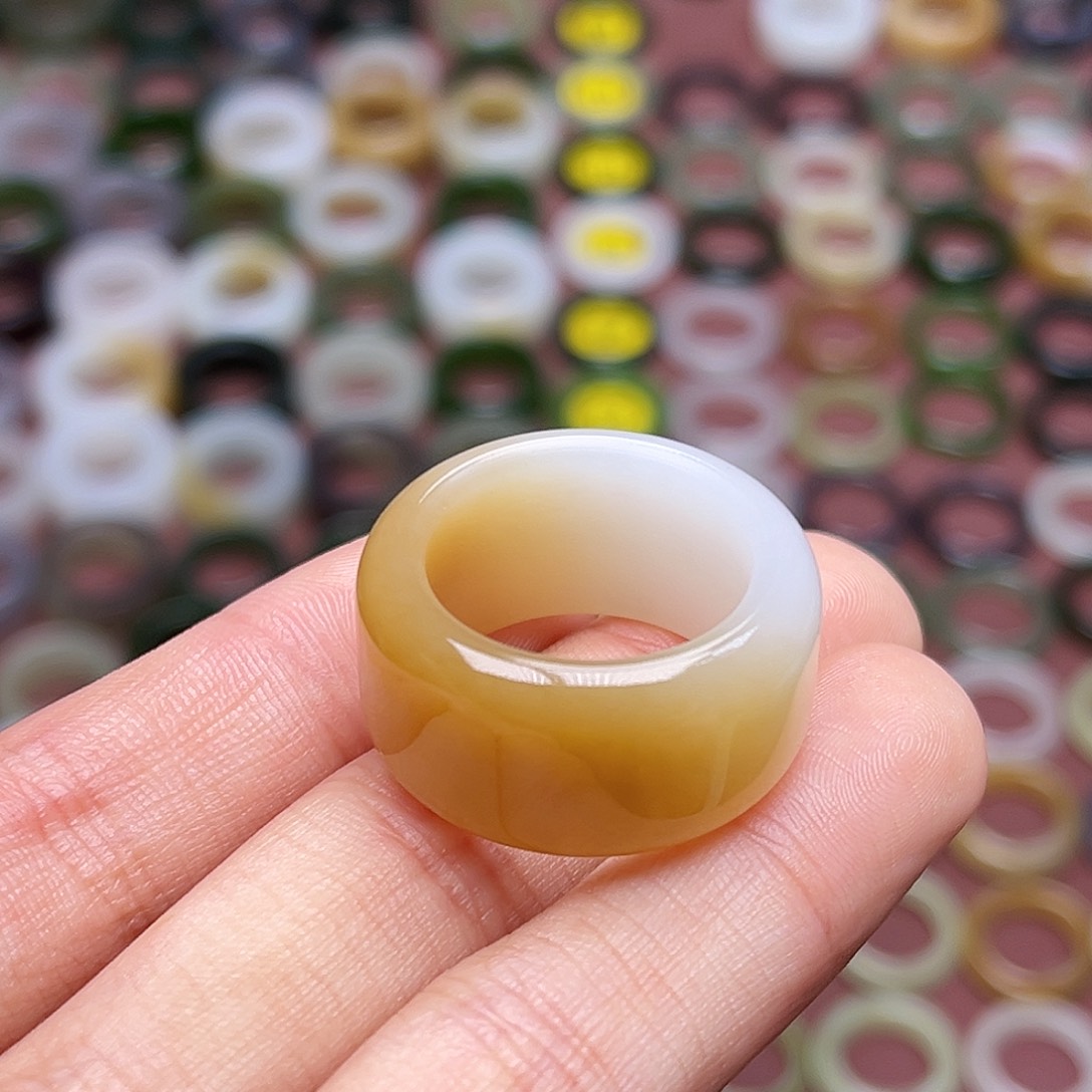 和田玉戒指未镶嵌19.2 橘金糖半山高货