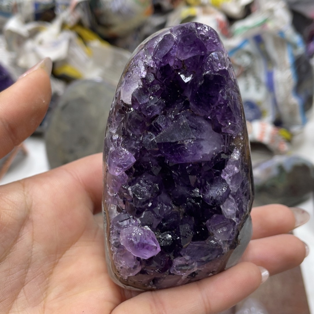 紫晶大型摆件（非配饰）未镶嵌