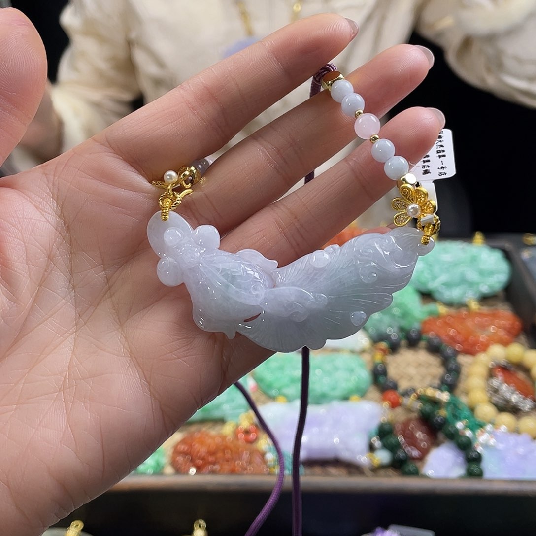 翡翠颈饰未镶嵌代编织