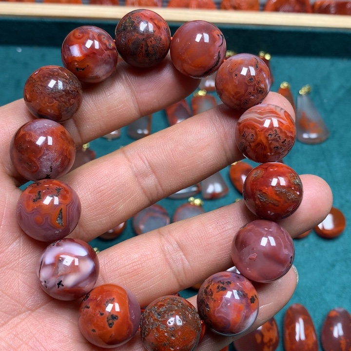 南红玛瑙手串未镶嵌16m m