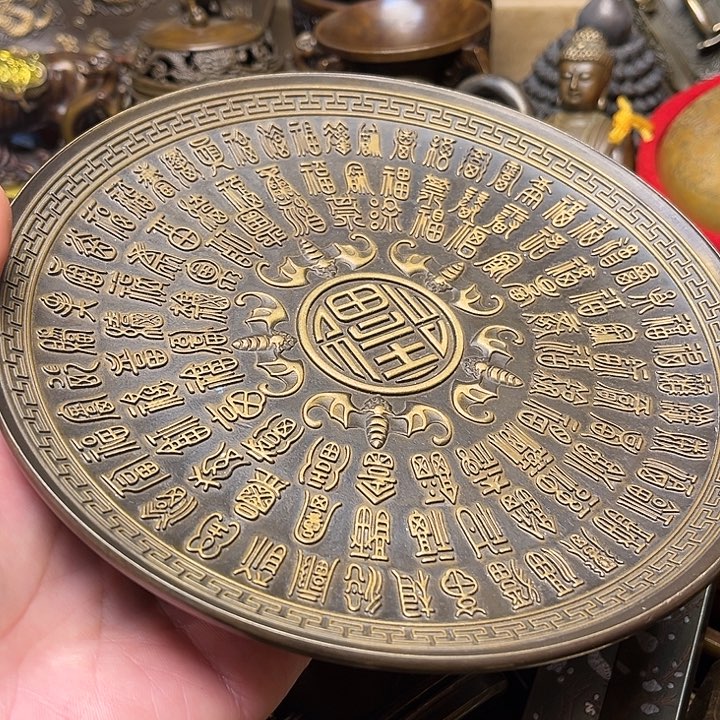 精美铜器批发档口