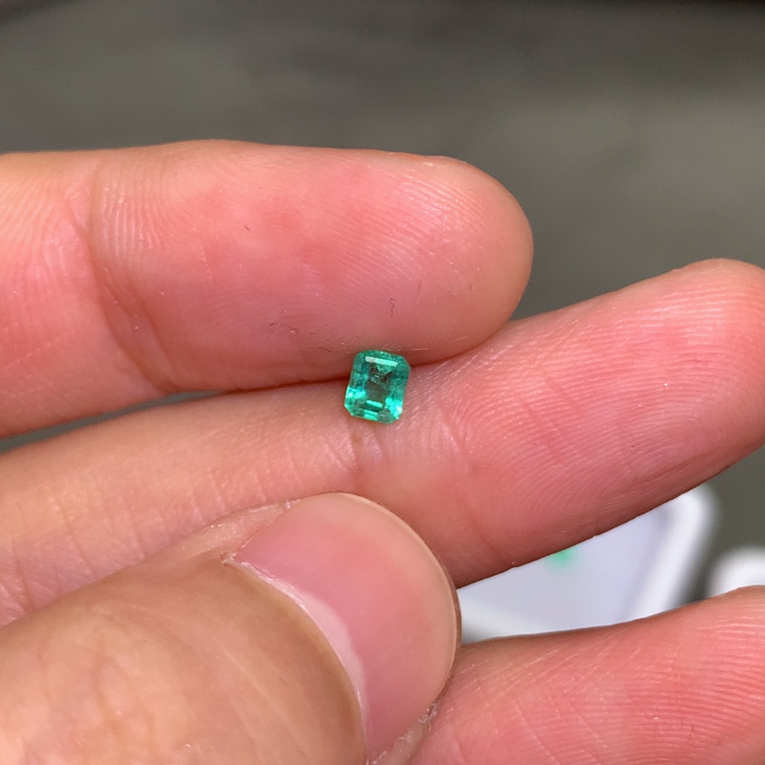 祖母绿裸石未镶嵌0.19ct哥伦比亚