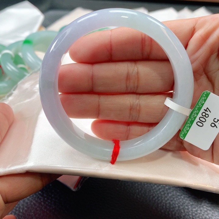 翡翠手镯未镶嵌56565656