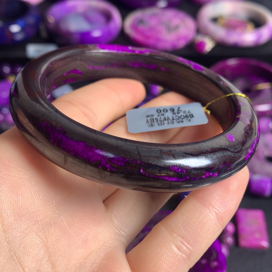 苏纪石（舒俱来）未镶嵌红丝绒手镯57圈