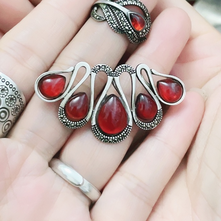 姐***吊坠925银红石榴锁骨链吊坠套装