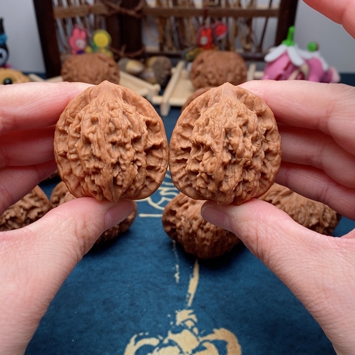 文玩核桃把件麦虎38