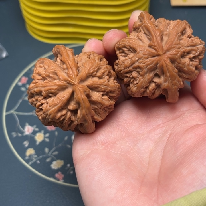 文玩核桃把件47-29026-05