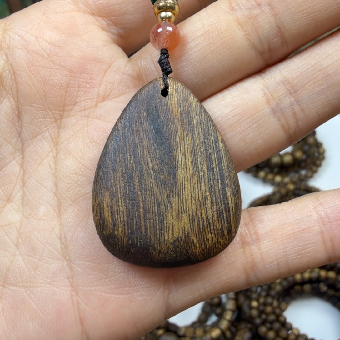 沉香碎屑沉香水滴珠不退不换