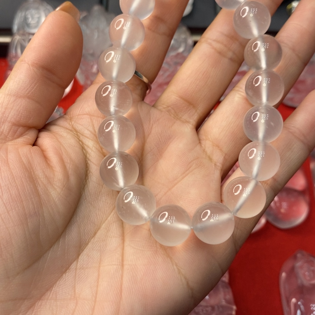 快***。石英质玉未镶嵌手串