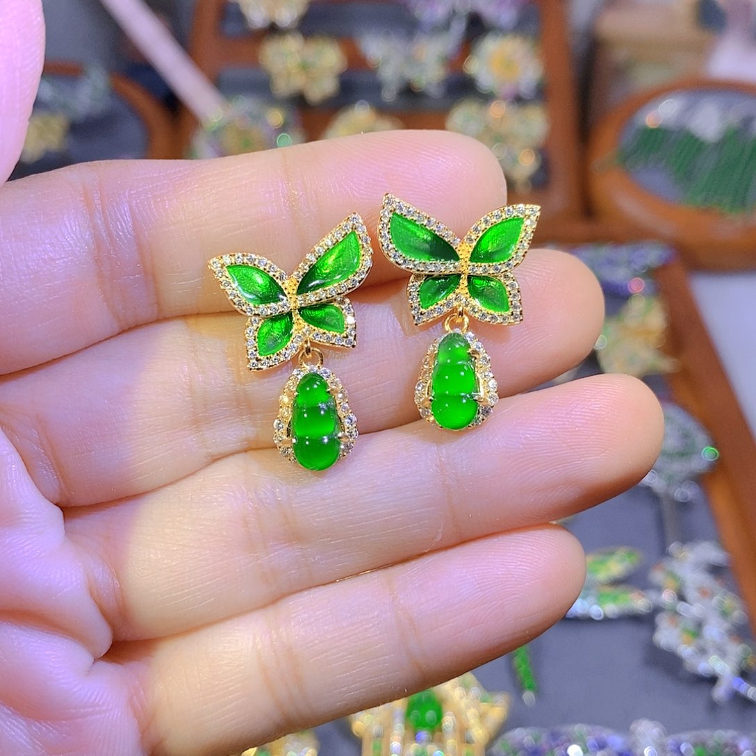 颈饰银S925镶嵌翡翠