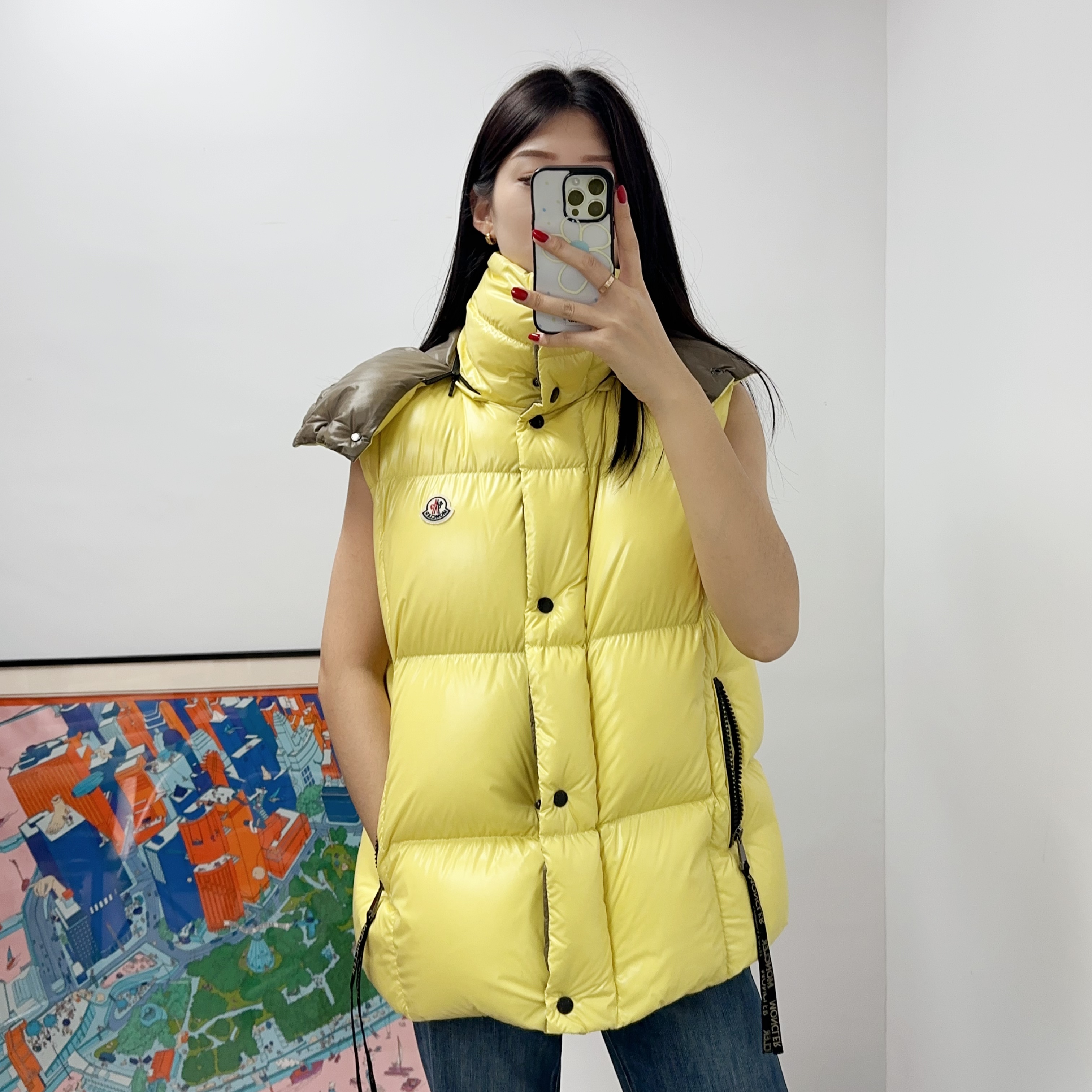95新 MONCLER 蒙口羽绒马甲1码黄色/ 250916GXRGY02